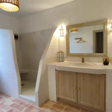 Maison Charmeilles - La Saint Emilion 3*
