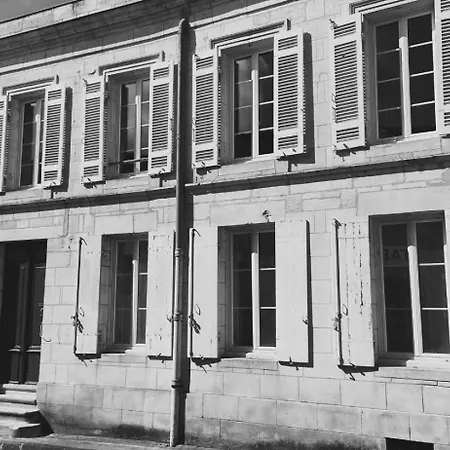 Maison Charmeilles - La Saint Emilion Guest house *